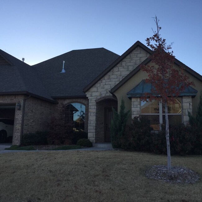 Building Photo - 17409 Melville Ln