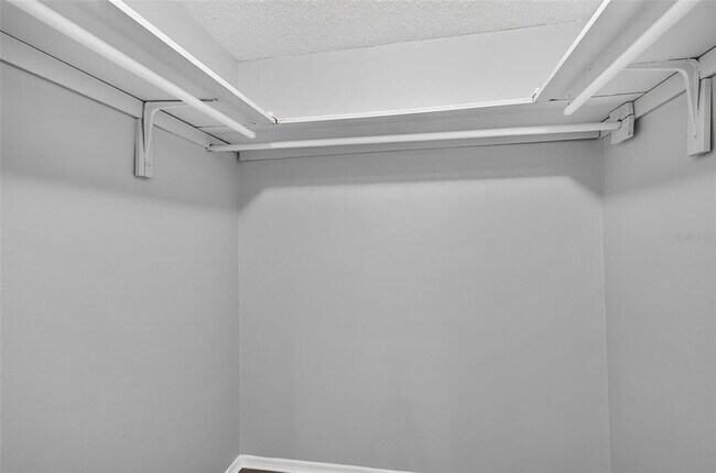 Building Photo - 8905 Tropical Palm Way