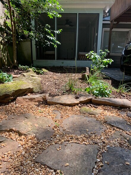 Professionally landscaped - 1450 Piedmont Ave NE