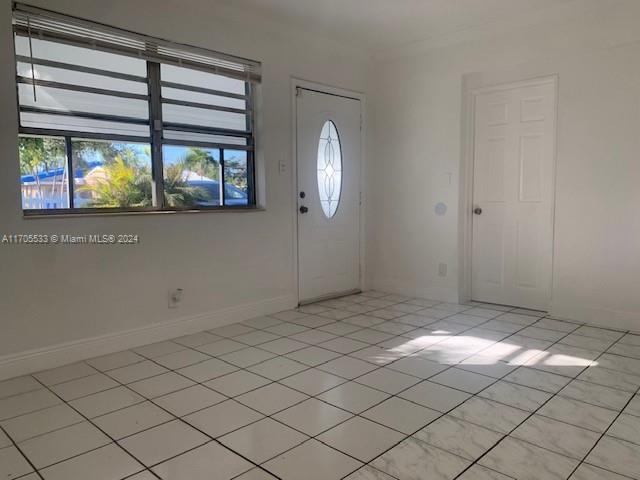 Building Photo - 3 bedroom in Hollywood FL 33023
