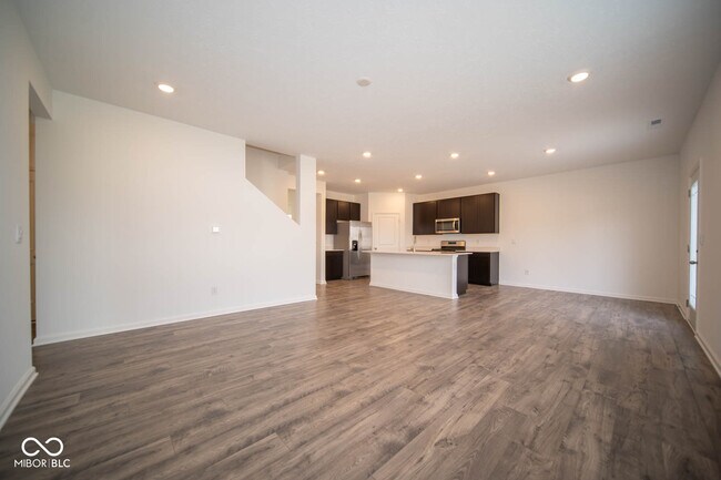 Building Photo - 60 Varner Dr