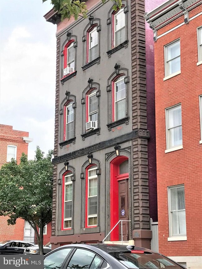 Building Photo - 1931 E Pratt St