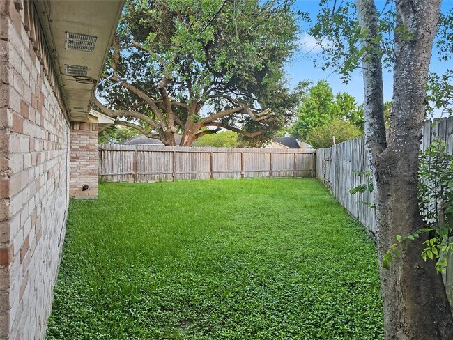 Building Photo - 4211 Falcon Meadow Dr
