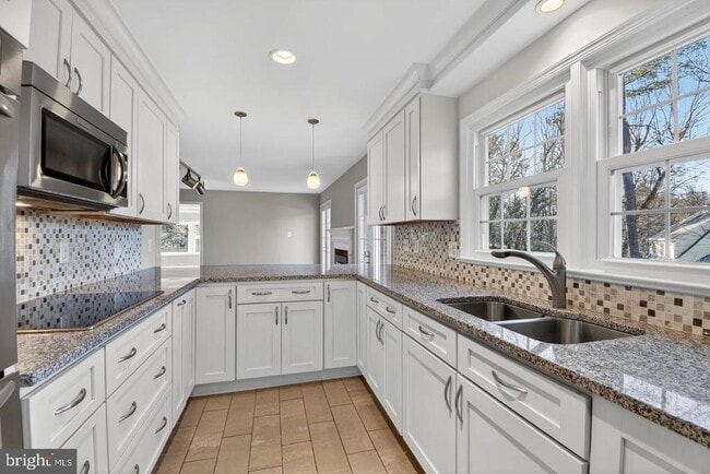 Building Photo - 1302 Clayborne House Ct