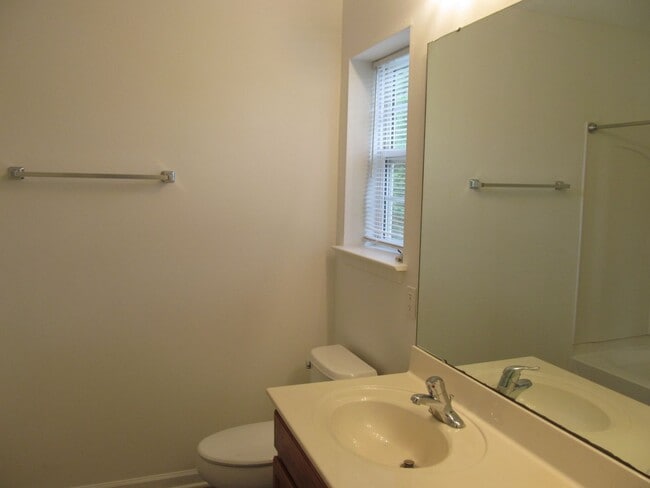 Building Photo - Greensboro Wendover area.