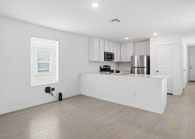 Building Photo - Welcome home to Ruby Crossing!