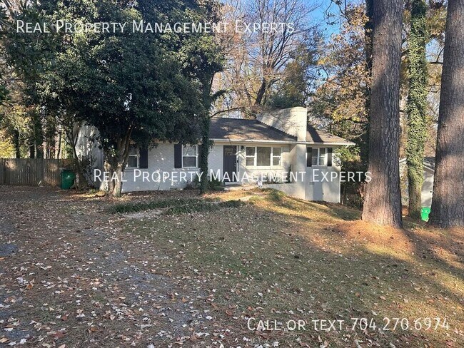 Building Photo - 4209 Kitty Dr