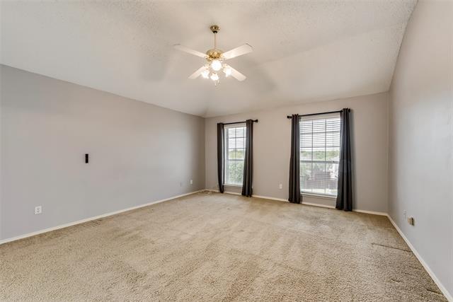 Building Photo - 803 Livingston Dr