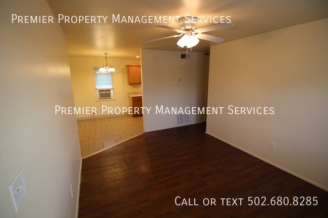 Building Photo - Nice 1 bedroom apt of LaGrange Road