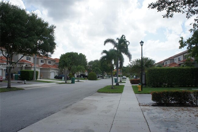 Building Photo - 12885 SW 49th Ct