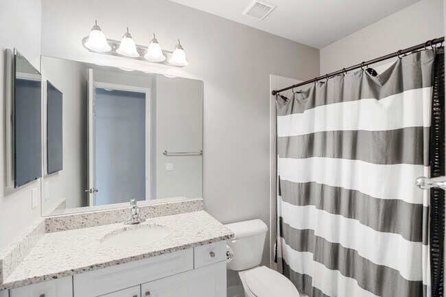 Building Photo - 2875 Cinnamon Bay Cir
