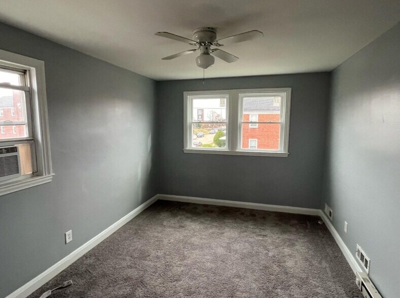 Building Photo - 3733 Bonview Ave
