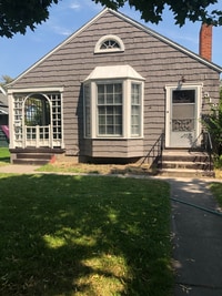 Building Photo - 518 S 6th St E