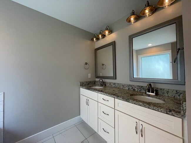 Building Photo - "Charming 4-Bedroom Retreat in Anderson with Spacious 1760 Sq Ft Layout - Your Perfect Home Awaits!"