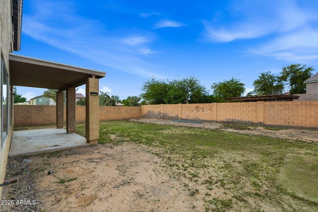 Building Photo - 9444 W Hubbell St