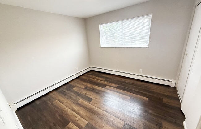 Beecher 680 A-1 Bed 2 - Beecher Flats