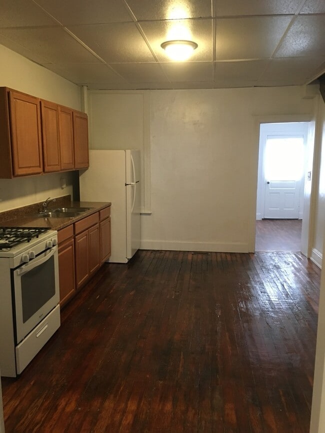 Building Photo - Available Now! York City SD