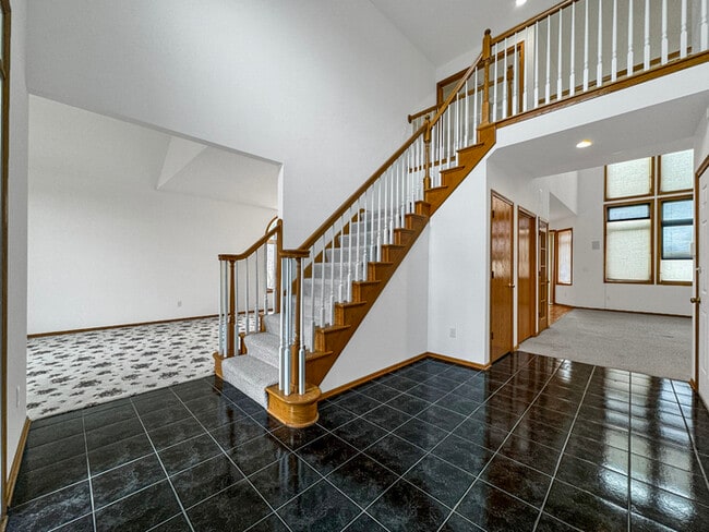 Building Photo - 3510 Rose Ave