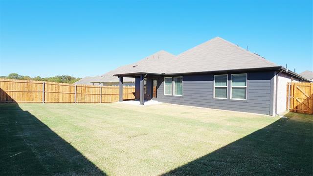 Building Photo - 417 Stagg St