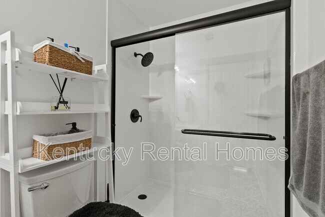 Building Photo - 4309 Saron Dr