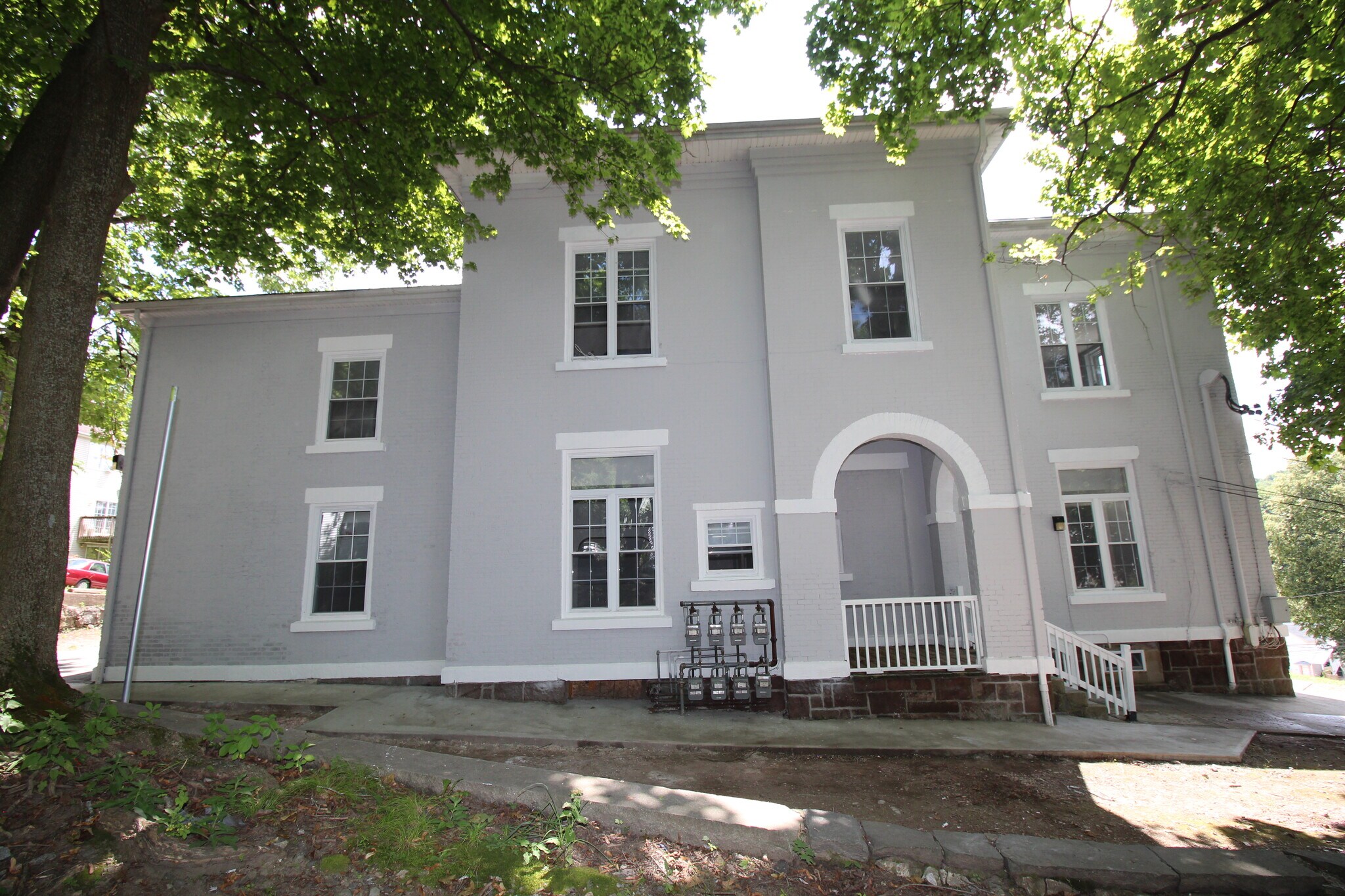 Building Photo - 17 Boswell Ave