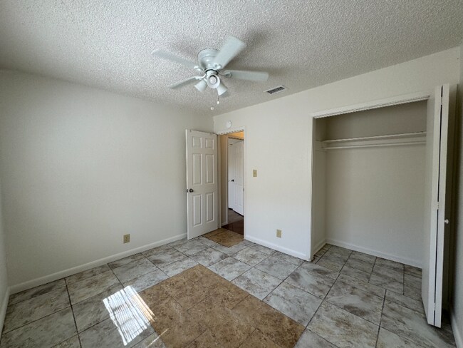 Building Photo - 311 Flournoy Dr