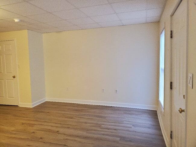 Building Photo - 512 Pine St