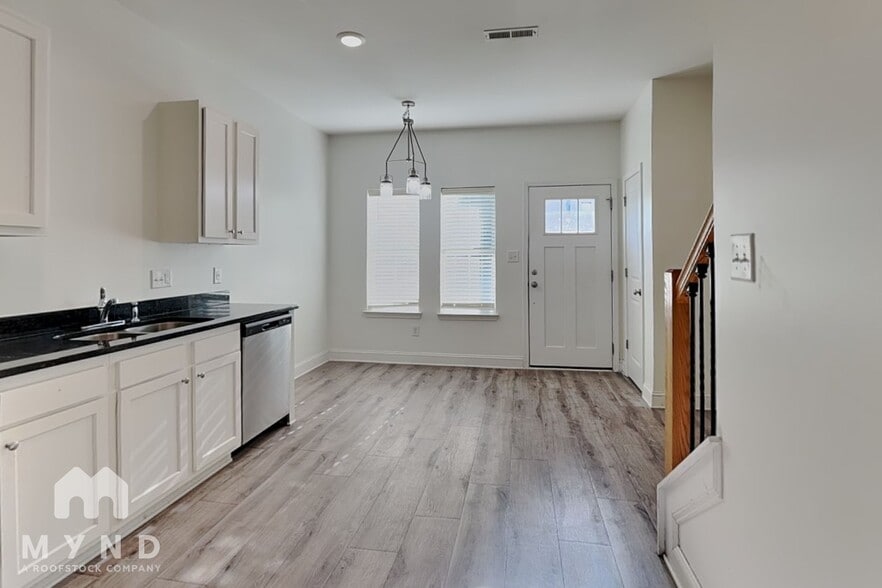 Building Photo - 2408 Eagle Creek Ct