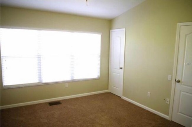 Building Photo - 4502 Kennewick Pl