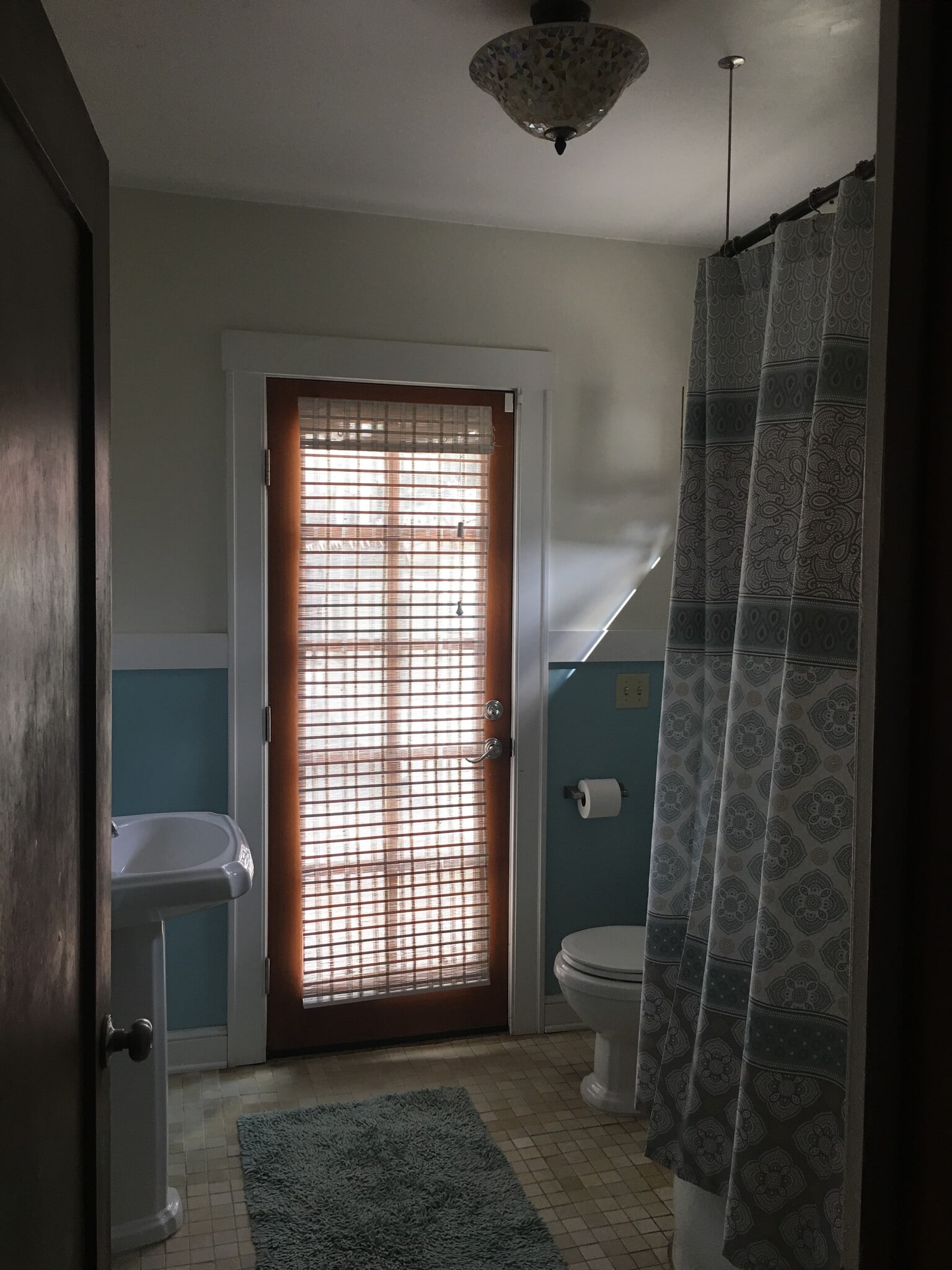 Bathroom - 862 Allen Ave