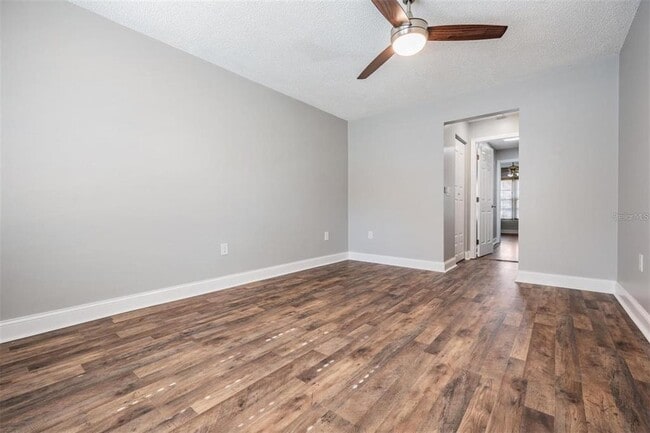 Building Photo - 364 Gloucester St