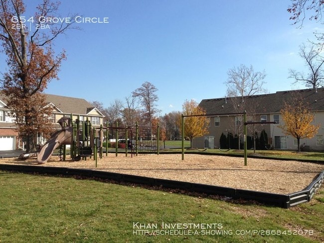 Building Photo - Huge condo w/finished basement in Gahanna