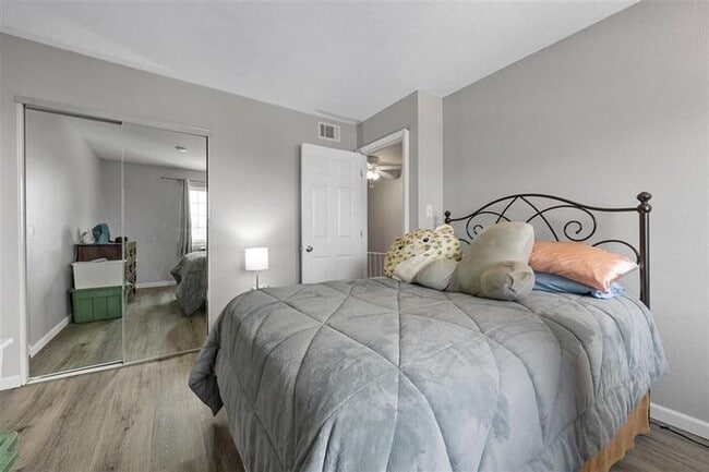 Building Photo - $1,750 | 3 Bedroom, 2.5 Bathroom Townhouse | Pet Friendly* | Available for August 1st, 2026 Move In!