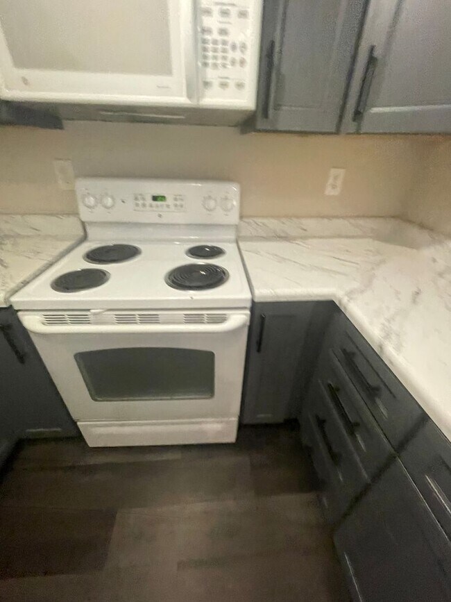 Building Photo - 06-205 Fisher