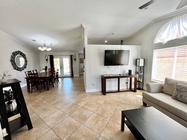 Building Photo - 82222 Pinyon Ave