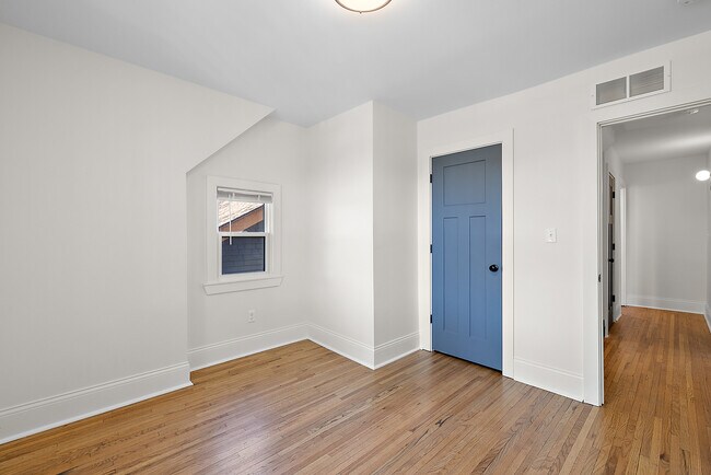 Building Photo - 7464 Woodrow Wilson St