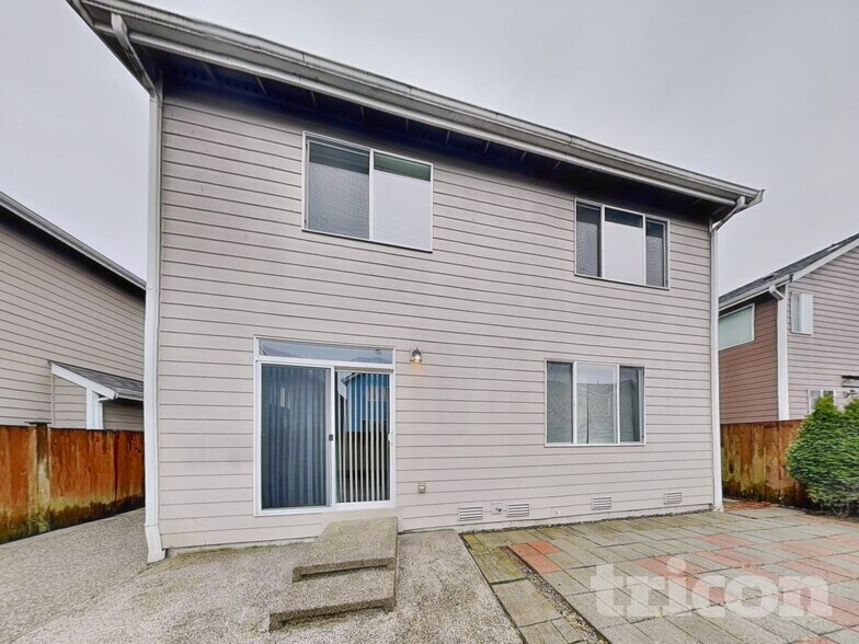 Building Photo - 6901 41st St E