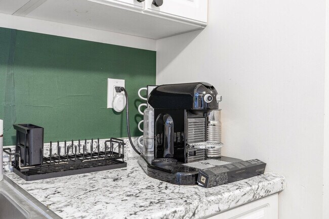 Building Photo - 91 Bedford St