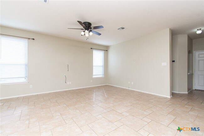 Building Photo - 5503 Bridgewood Dr