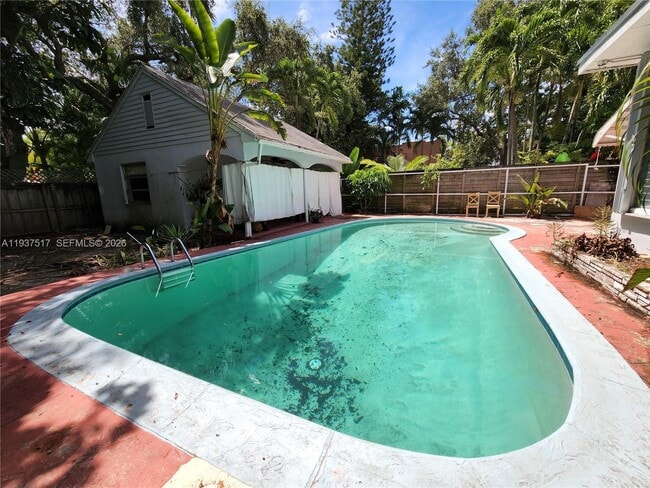 Building Photo - 8335 NE 3rd Ave