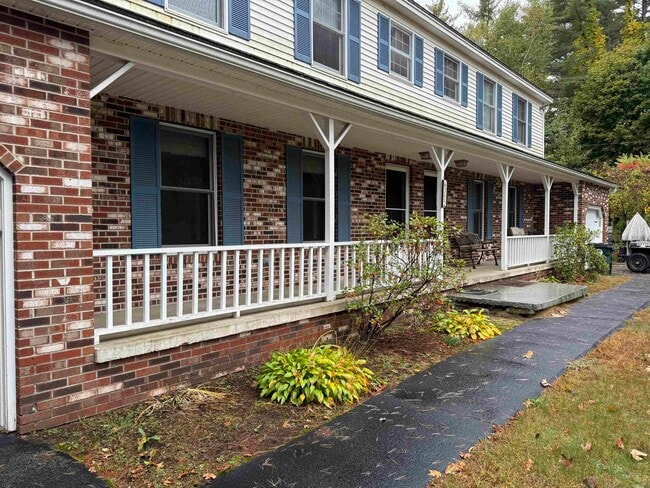 Building Photo - 352A Goffstown Back Rd