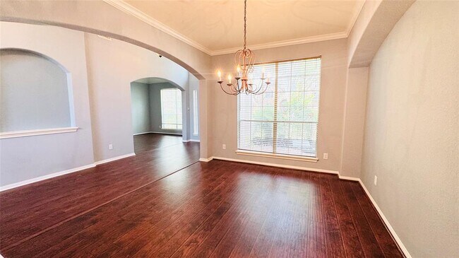 Building Photo - 3218 Oak Cliff Ln