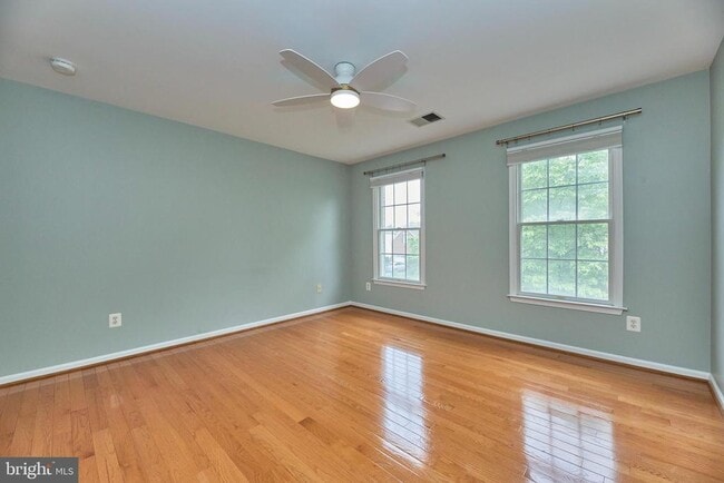 Building Photo - 2859 Cherry Branch Ln