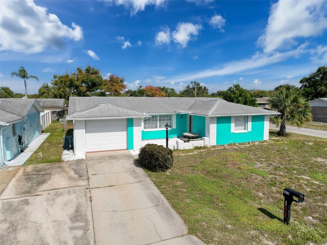 Building Photo - 7815 Foxbloom Dr