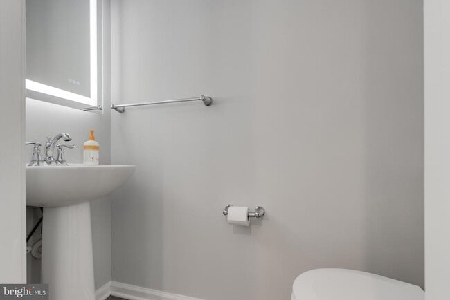 Building Photo - 2615 Wheatland Station Way