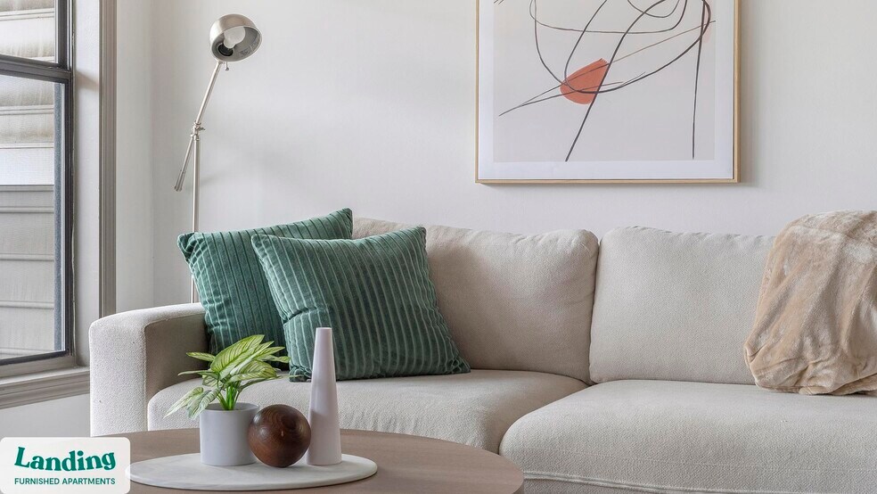 Building Photo - 2000 Monroe Pl NE