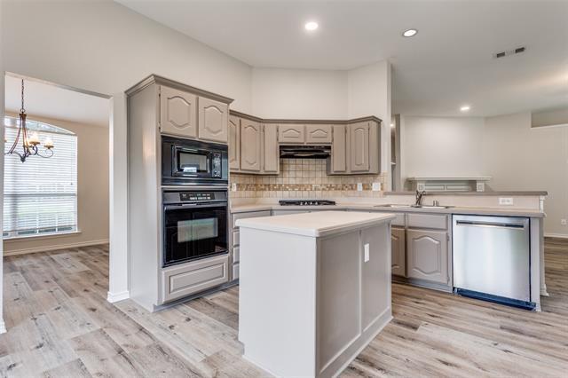 Building Photo - 529 Lochwood Dr