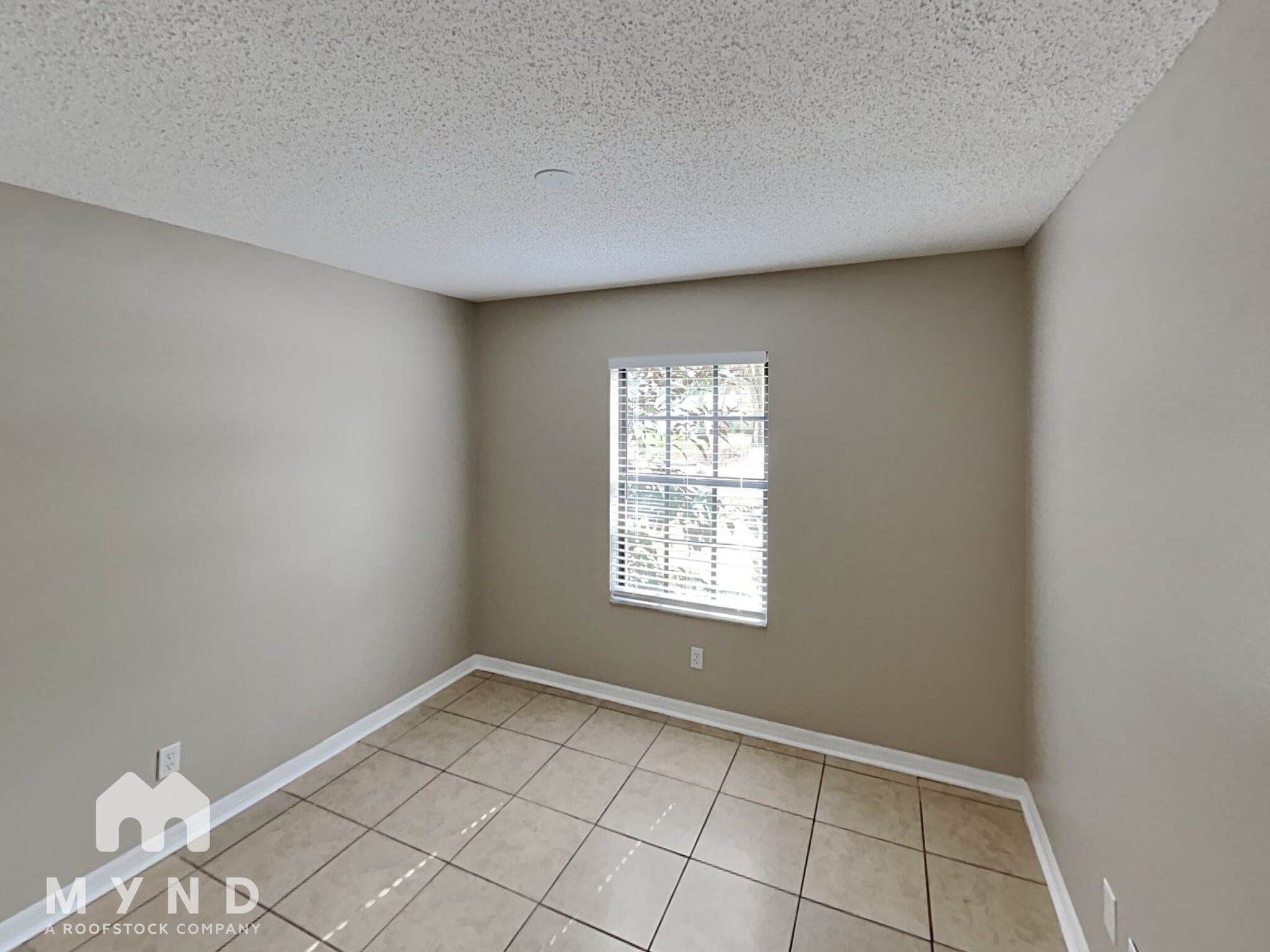 Building Photo - 604 Chilt Dr
