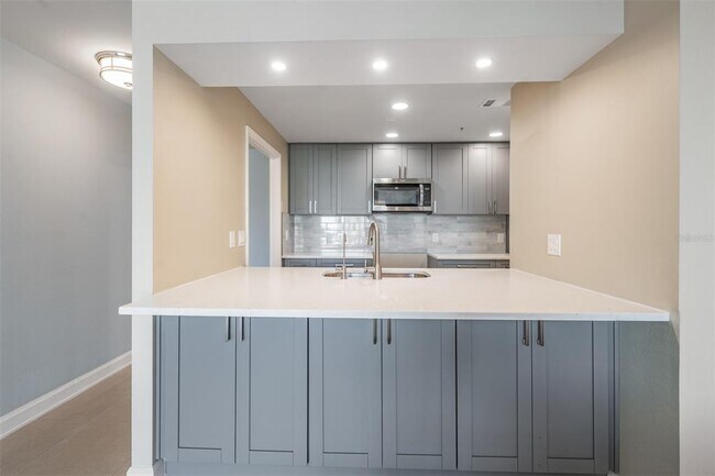 Building Photo - 345 Bayshore Blvd