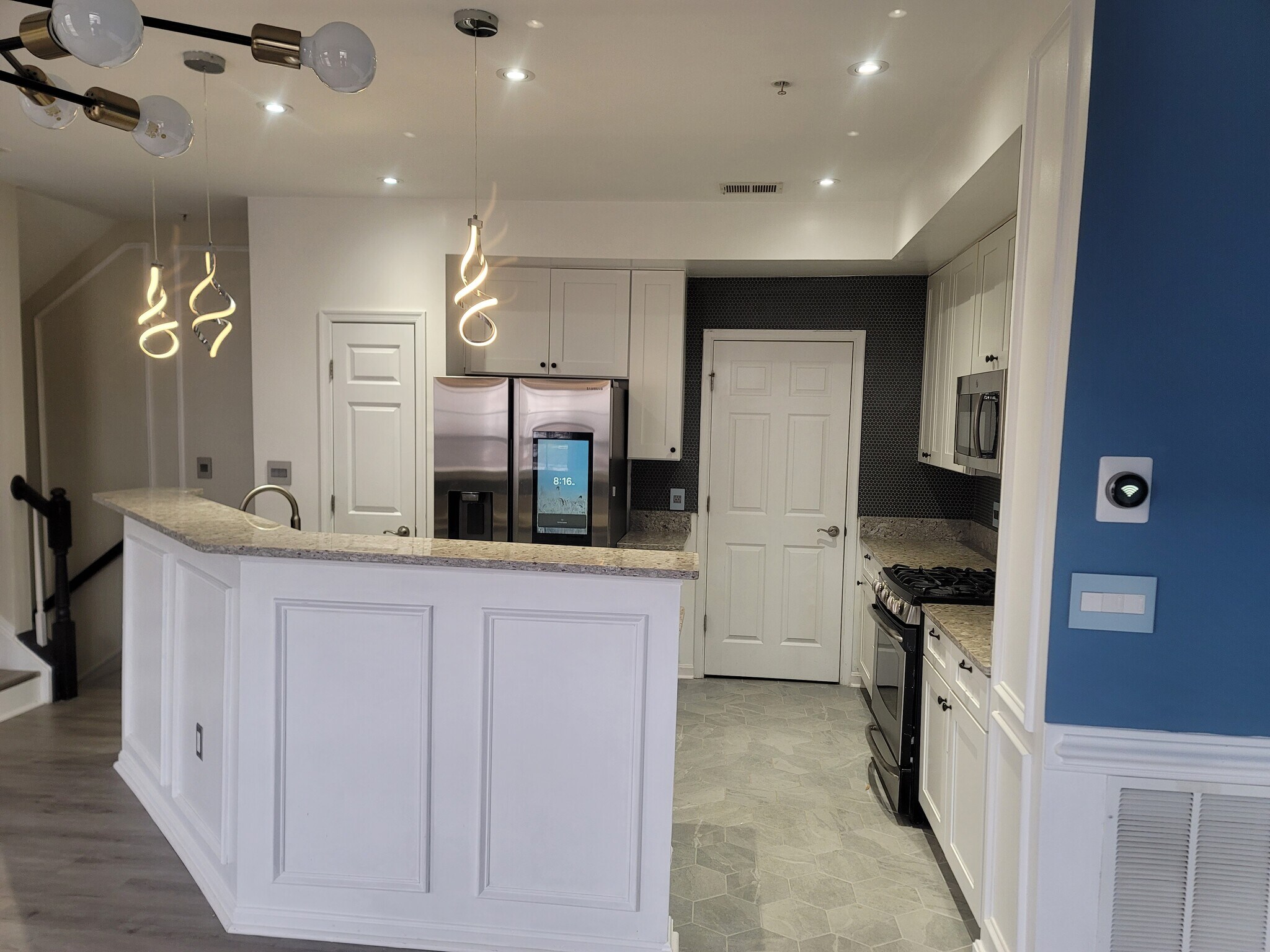 Building Photo - 6831 Hampton Bay Ln